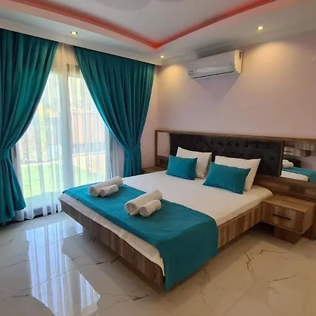 فيلة Oreo - 3 Bedroom Holiday With Jaccuzi In Yesiluezuemlue