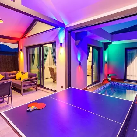 فيلة Oreo - 3 Bedroom Holiday With Jaccuzi In Yesiluezuemlue